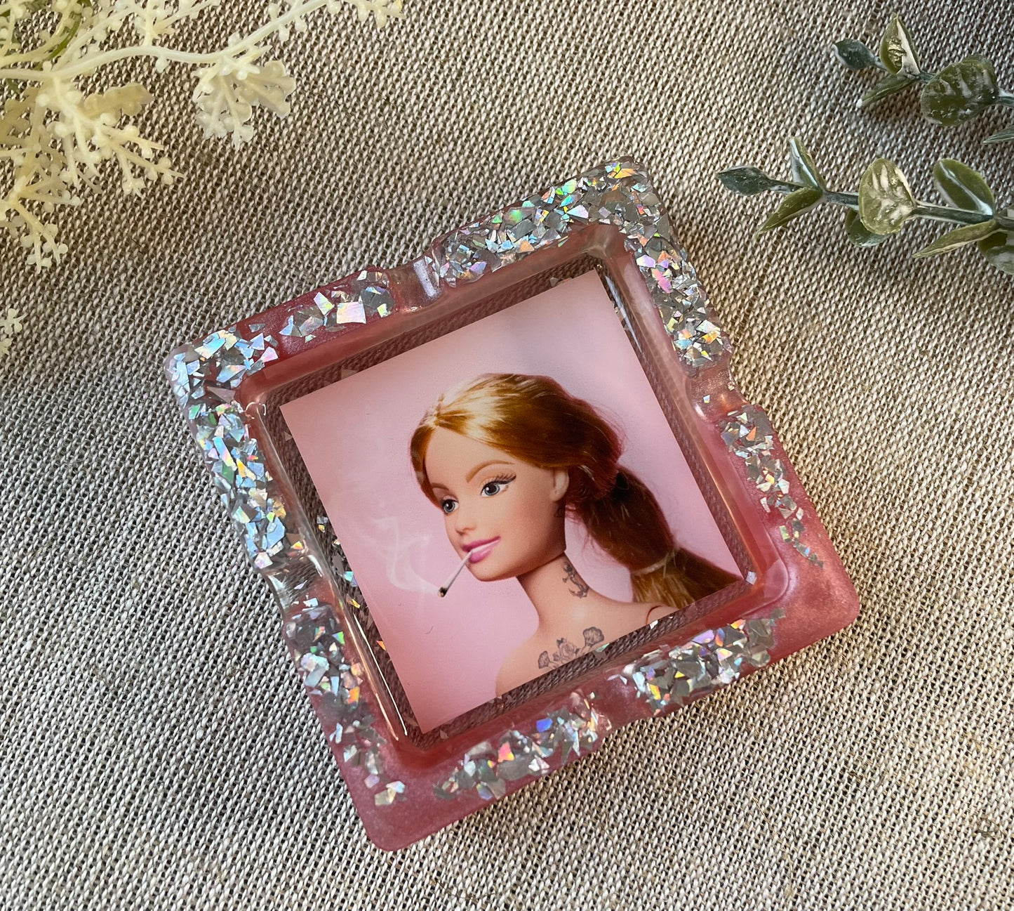 Resin Aschenbecher Barbie Edition