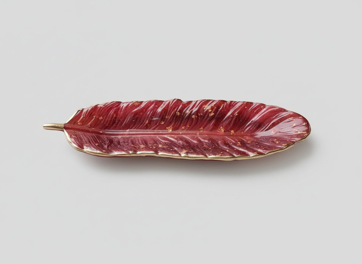 Epoxidharz Schmuckschale in Federstil