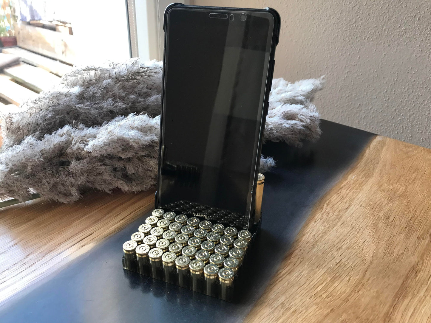Handyhalter - Geschenk - Dekoration - Resin - Epoxid - Vatertag - Patronen - Bundeswehr - Tablethalter - Military - Army - Wohndeko - Jäger