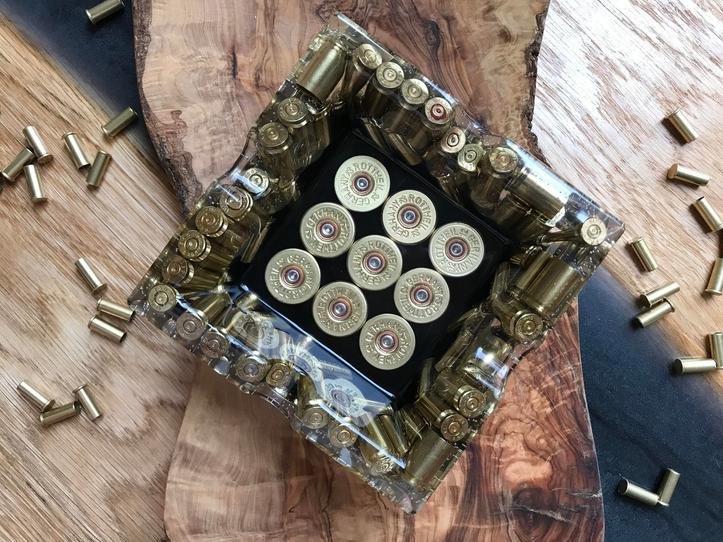 Epoxy Resin Ashtray Fathers Day Men Gift Hunter Soldier Army Military Bundeswehr Ammo Bullet Resin Shotgun Cartridge Bar Table Decor