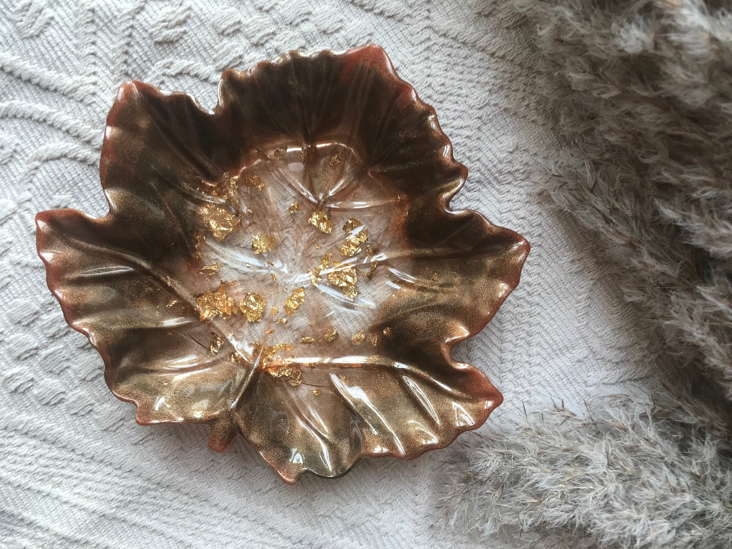 Herbstdeko - Schälchen aus Epoxidharz Schmuckschale Schale Blattform Ringschale aus Epoxidharz Dekoration