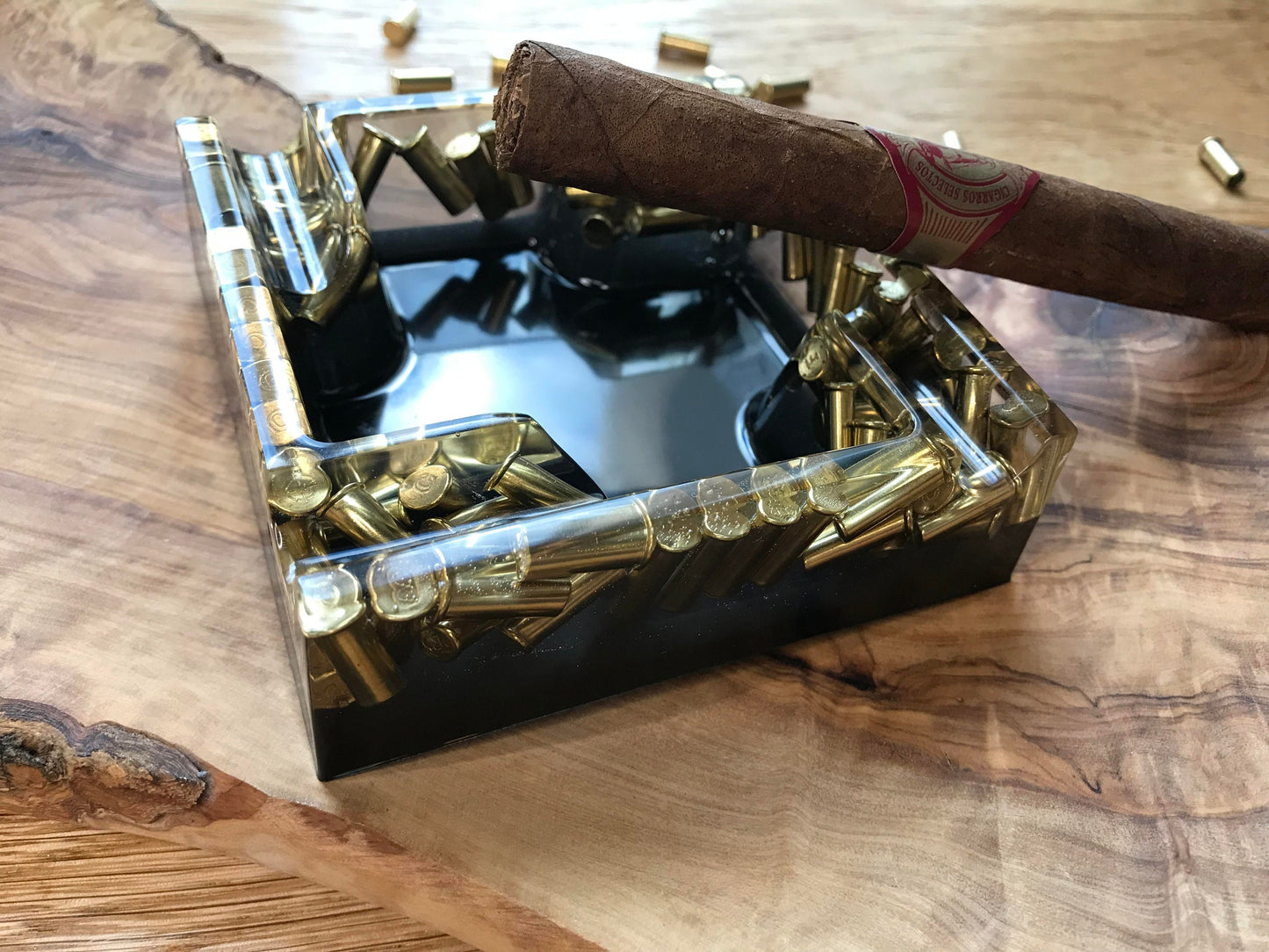 Gentlemen Epoxy Resin Ashtray Fathers Day Men Gift Hunter Soldier Army Military Bundeswehr Ammo Bullet Resin Shotgun Cartridge Party Bar