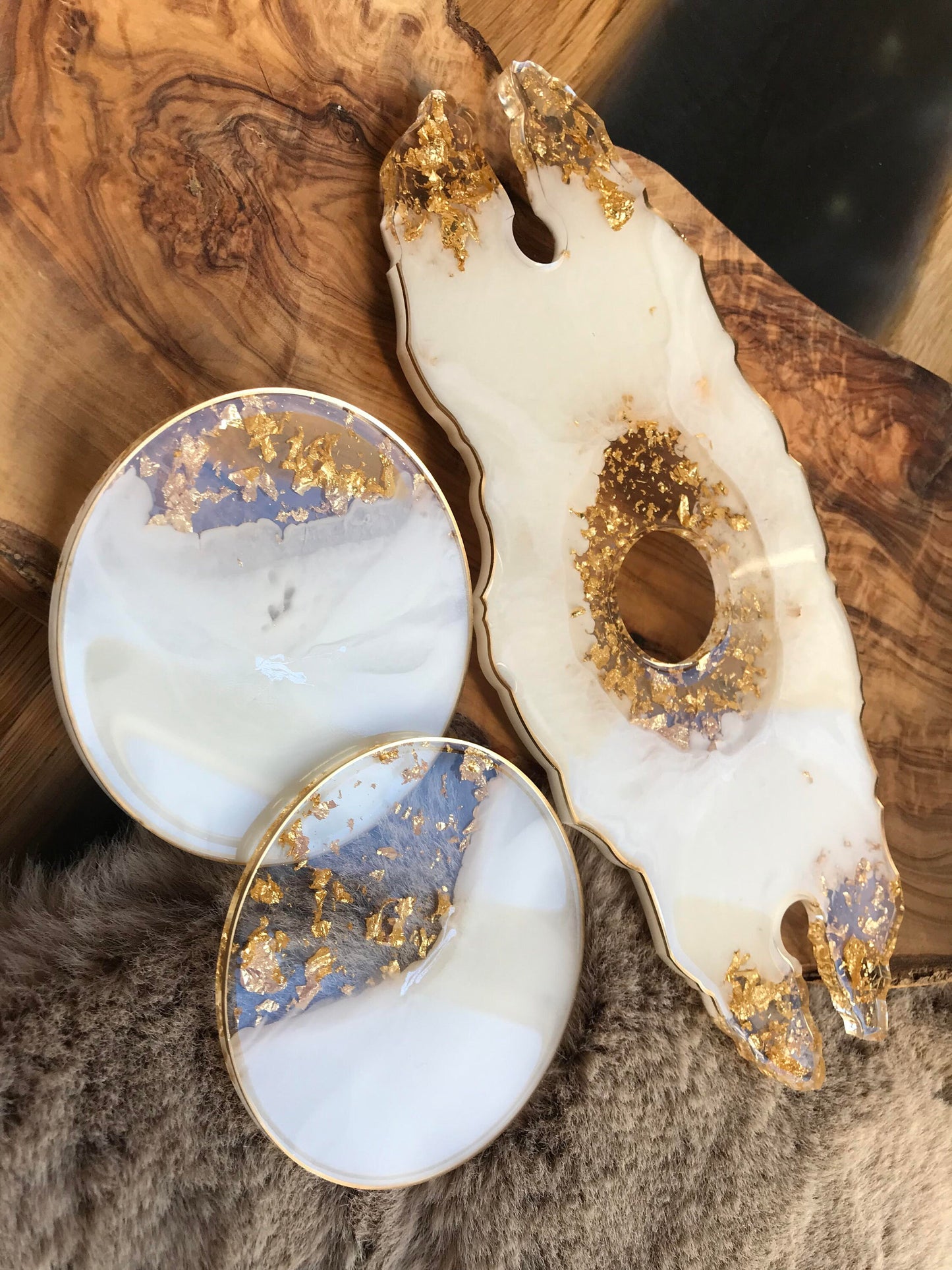 Weinbutler Set aus Epoxidharz-Geschenk-Hochzeitsgeschenk-Resin-Champagner Glashalter-Wein Glashalter-Individuell-Wohndeko-Jubiläumsgeschenke