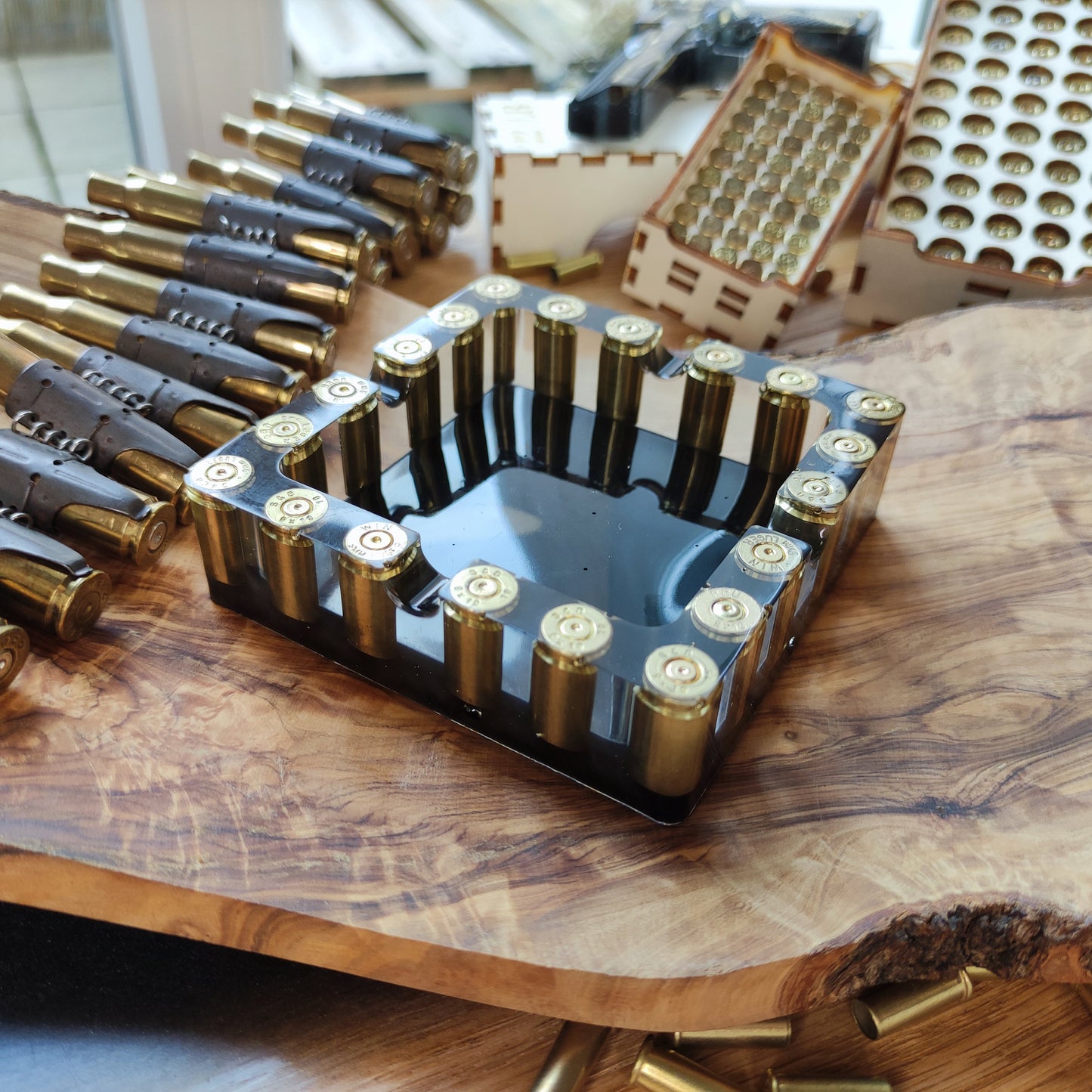 9 mm Aschenbecher aus Resin-Vatertag-Dekoration-Männer Geschenk-Patronenhülsen-Army-Military-Bundeswehr-Ammo-Bullet-Jäger-Soldier-Garten
