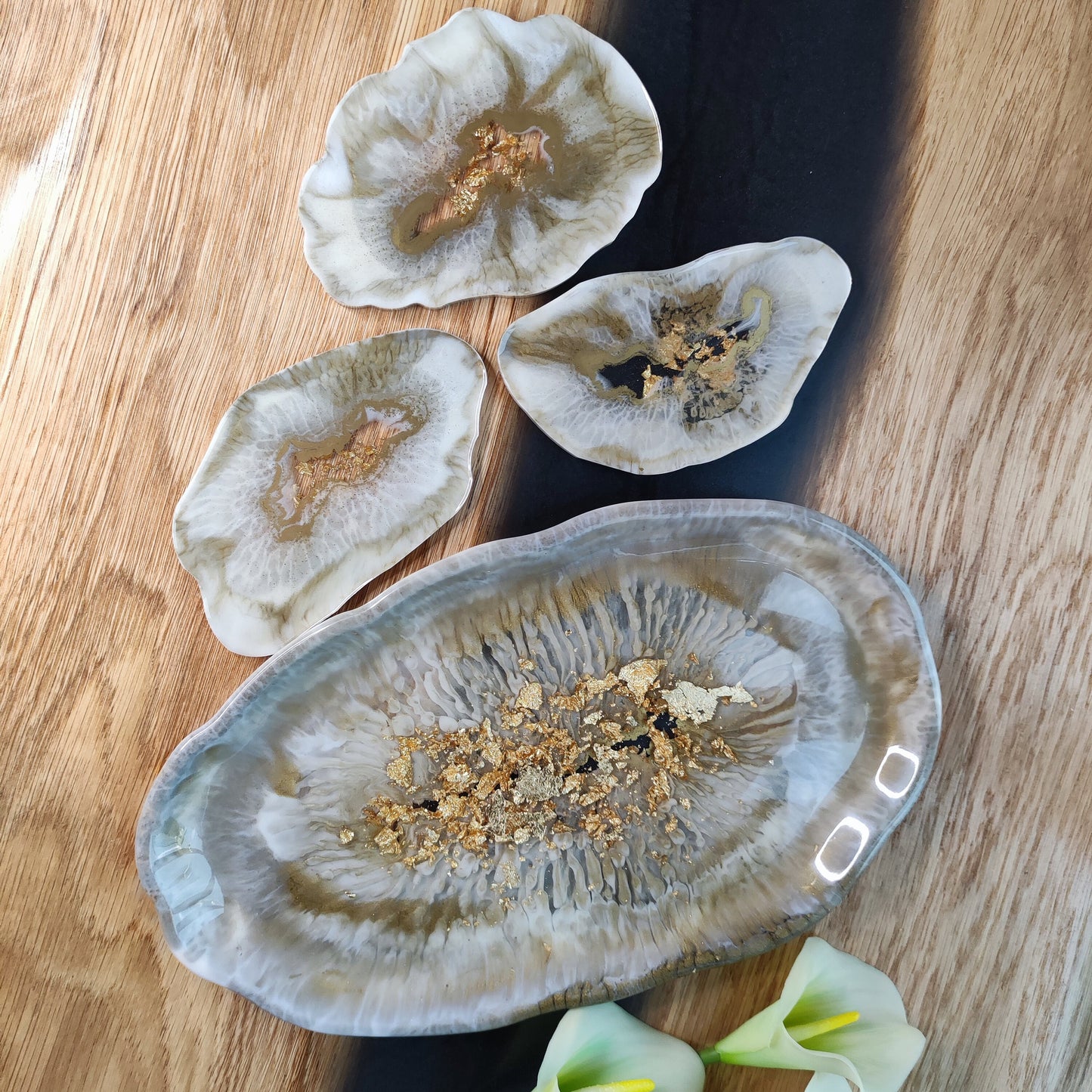 GOLD Tray / Decorative Tray / Jewelry Bowl / Bowl / Decorative Bowl / Epoxy Resin / Resin / Wedding / Home / Table Decoration