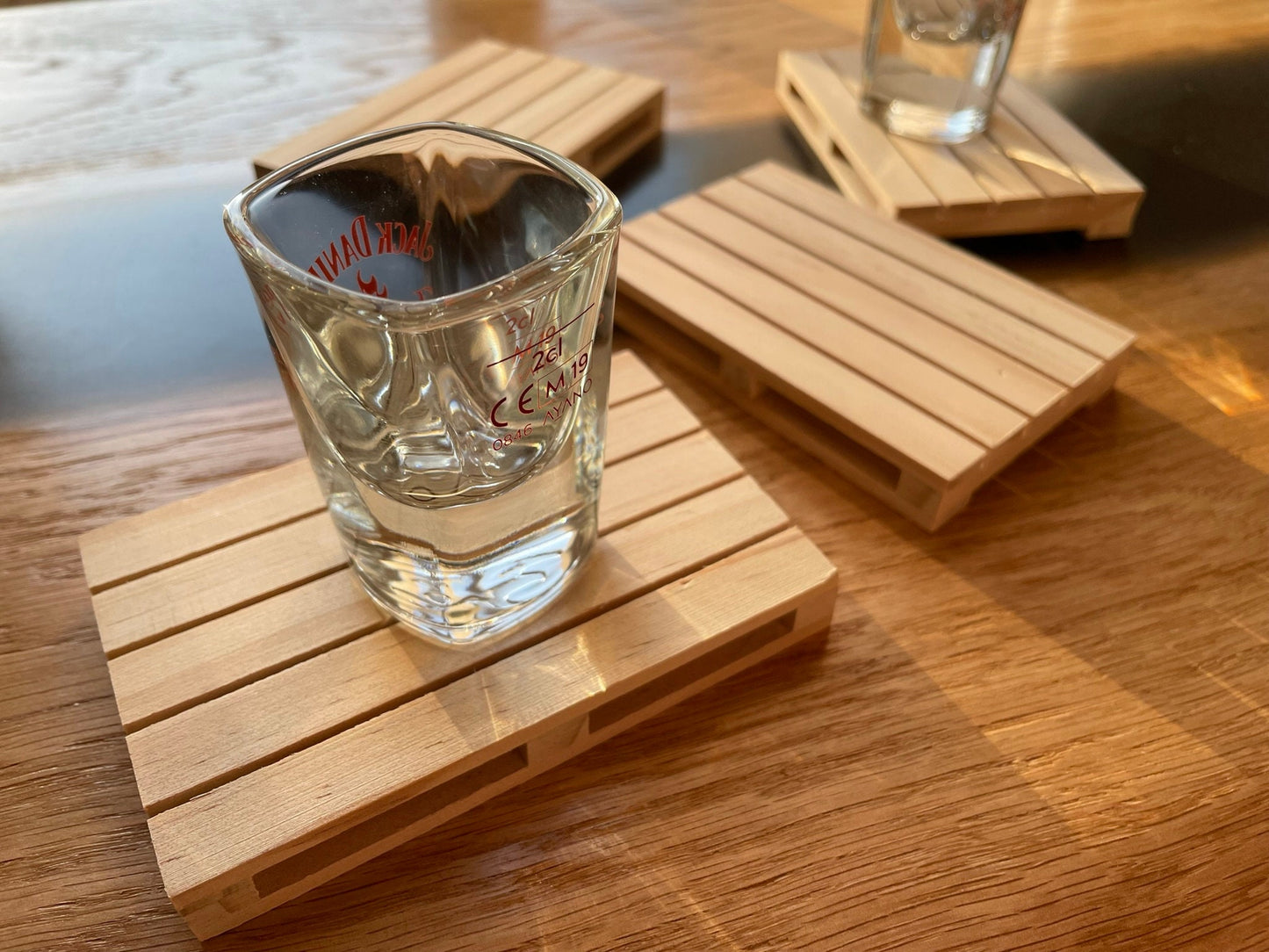Paletten Untersetzer aus Holz
