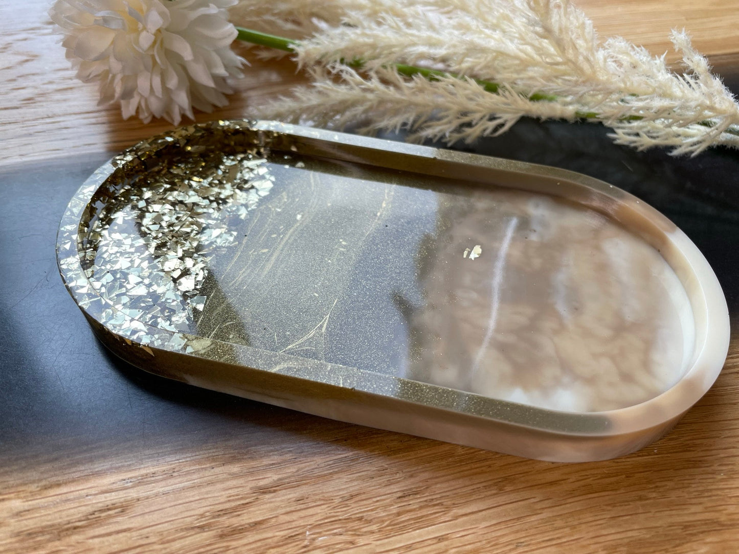Schmuckschale / Tray / Marmor / Schale / Ringschale / Tablett / Seifenschale / Epoxidharz / Resin / Gold / Glitzer / Beige