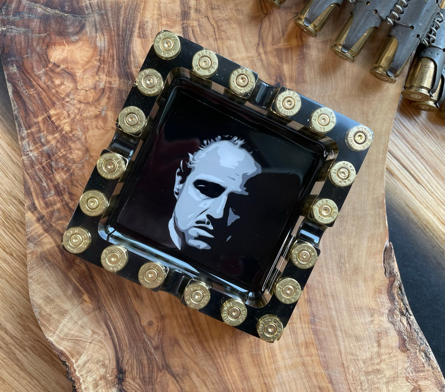 GODFATHER ASCHENBECHER aus Resin-Vatertag-Dekoration-Männer Geschenk-Patronenhülsen-Army-Military-Bundeswehr-Ammo-Bullet-Jäger-Soldier-Party