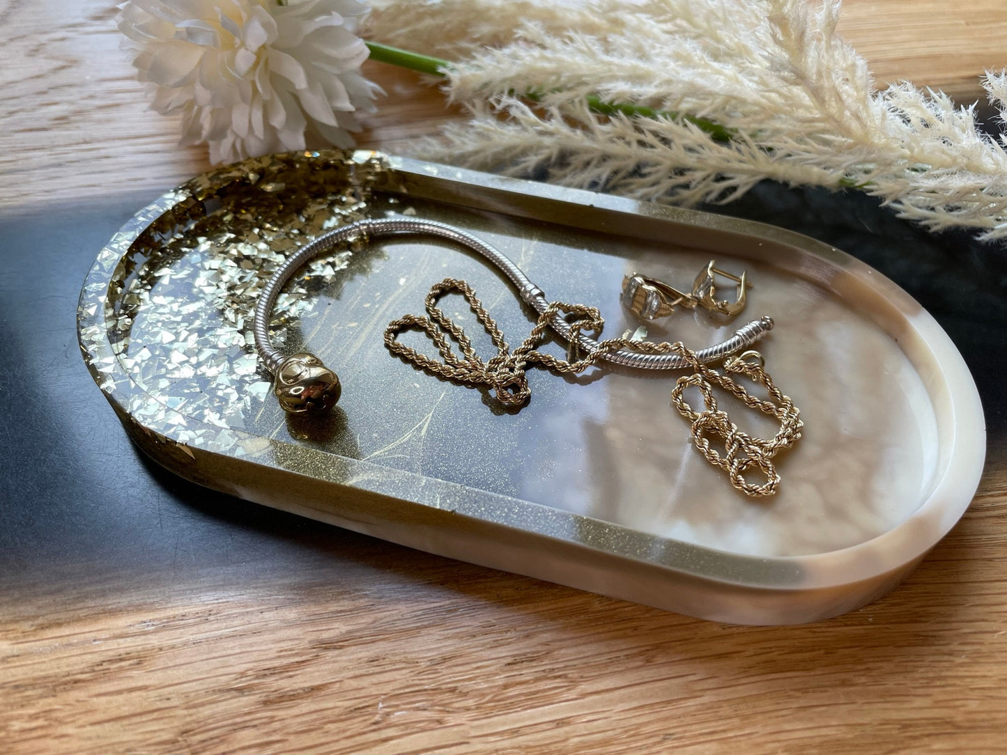 Schmuckschale / Tray / Marmor / Schale / Ringschale / Tablett / Seifenschale / Epoxidharz / Resin / Gold / Glitzer / Beige