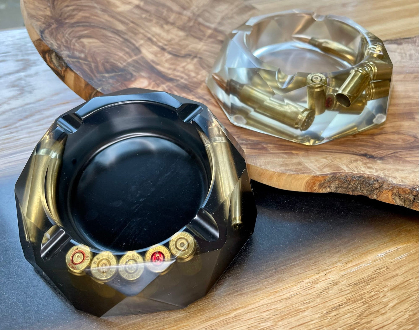 BÖSE Aschenbecher aus Resin-Vatertag-Dekoration-Männer Geschenk-Patronenhülsen-Army-Military-Bundeswehr-Ammo-Bullet-Jäger-Soldier-Garten
