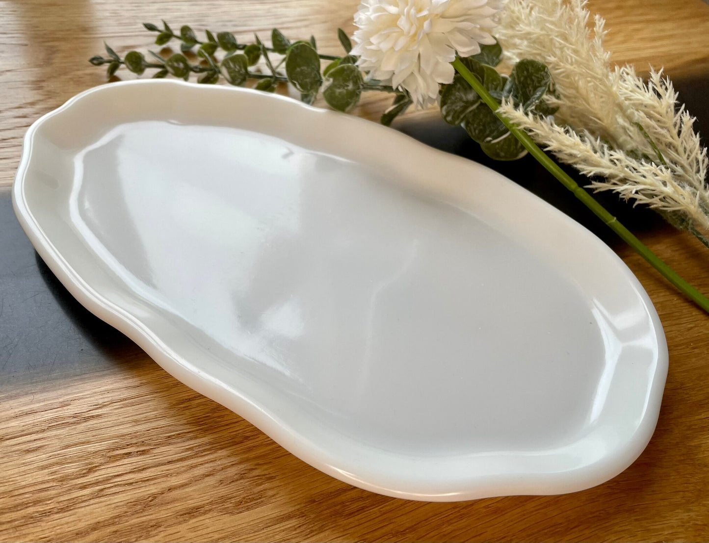 Tray / decorative tray / jewelry dish / bowl / decorative bowl / epoxy resin / resin / wedding / home decoration / home / table decoration