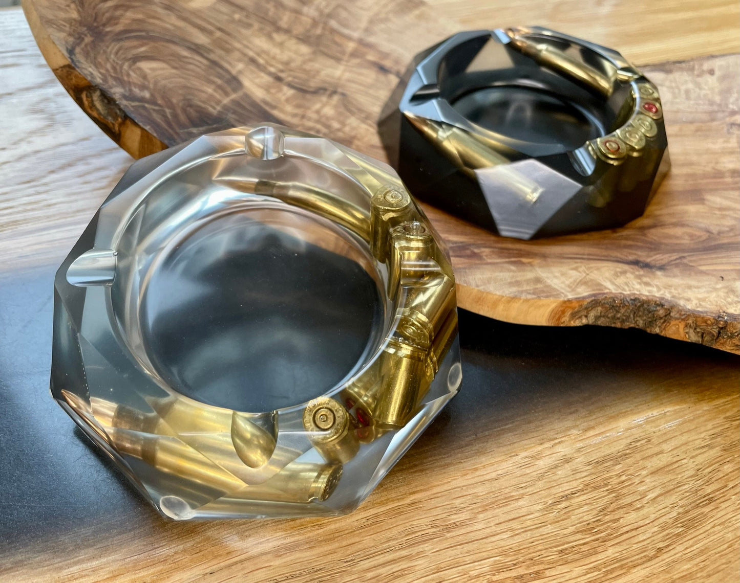 BÖSE Aschenbecher aus Resin-Vatertag-Dekoration-Männer Geschenk-Patronenhülsen-Army-Military-Bundeswehr-Ammo-Bullet-Jäger-Soldier-Garten