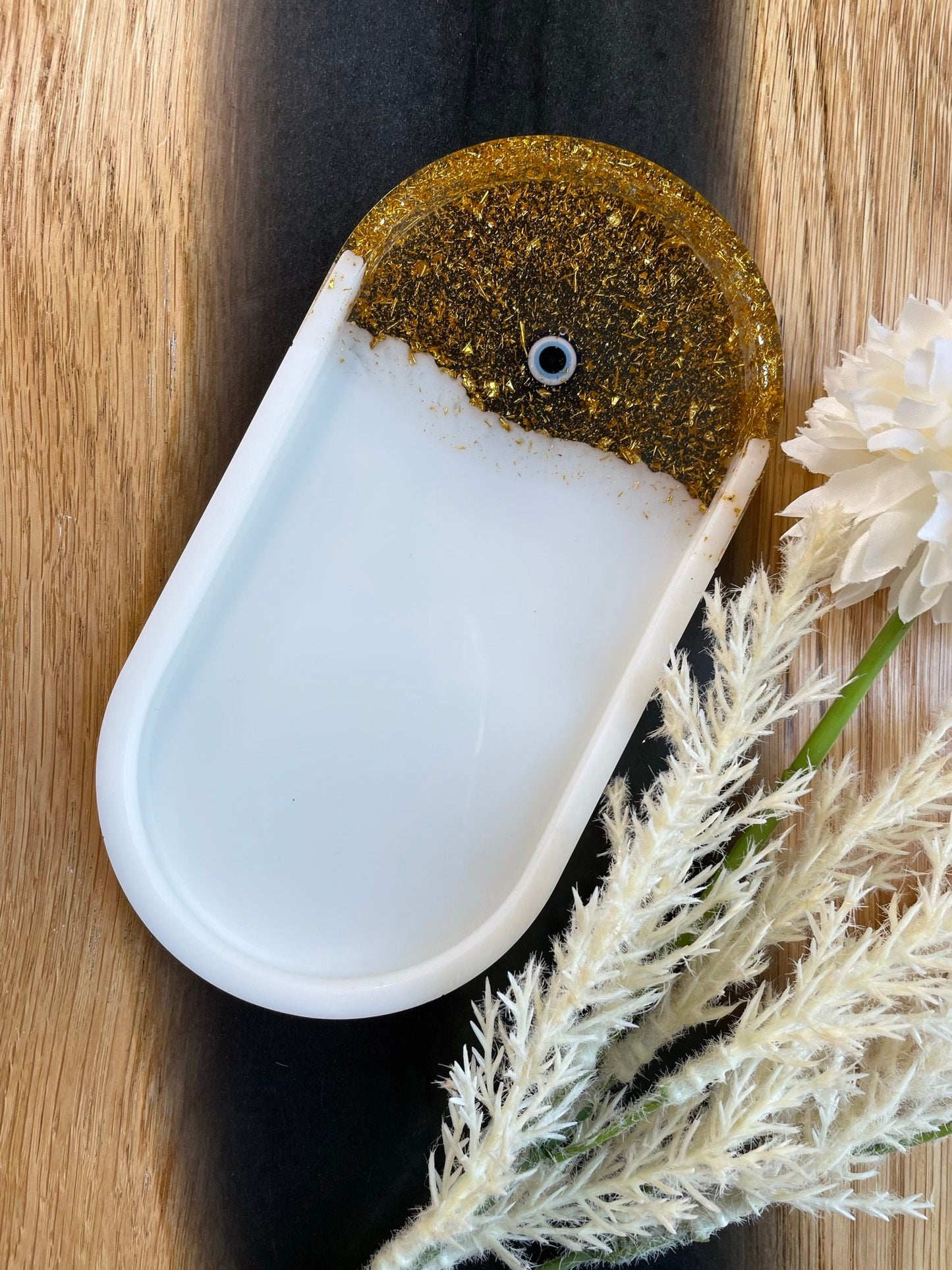 Schmuckschale / Tray / Schale / Ringschale / Tablett / Seifenschale / Epoxidharz / Resin / Gold / Weiß / Türkisches Auge / Nazar-Amulett
