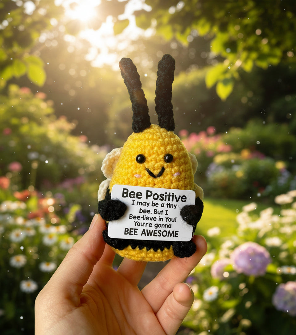 Gehäkelte Biene - Positive Bee in einem wunderschönen Garten 