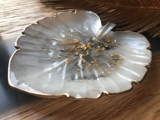 Jewelry Bowl Resin Gift Bowl Leaf Shape Ring Bowl Epoxy Resin Palm Home Decoration Wedding Table Decoration Individual Jewelry