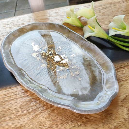 GOLD Tray / Decorative Tray / Jewelry Bowl / Bowl / Decorative Bowl / Epoxy Resin / Resin / Wedding / Home / Table Decoration