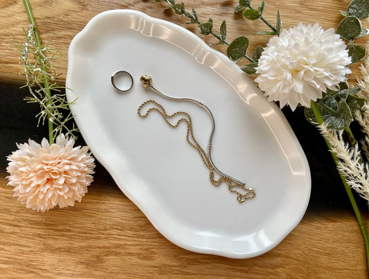 Tray / decorative tray / jewelry dish / bowl / decorative bowl / epoxy resin / resin / wedding / home decoration / home / table decoration